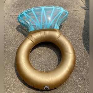 Ring Pool Float
